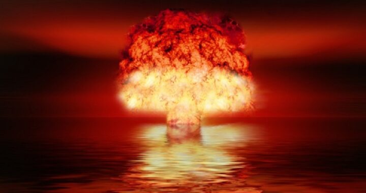 wybuch bomba atomowa broń jądrowa